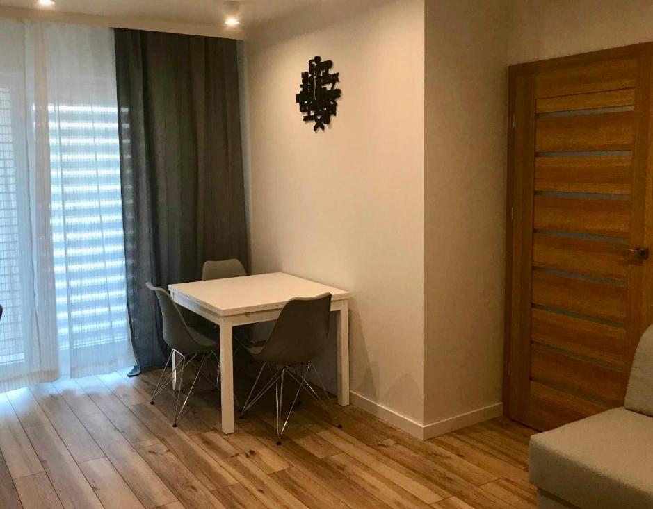 Apartament Przydatne Do Podrozy Ministudio Przy Lotnisku Unit